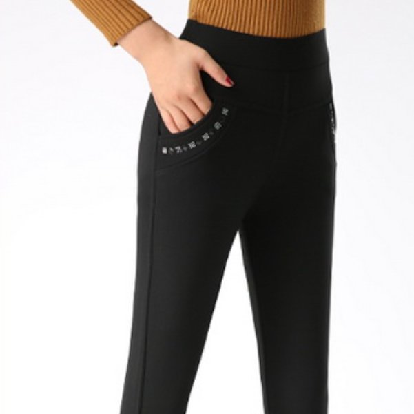 入秋后这种女裤，比连衣裙舒适还显高，真是太棒