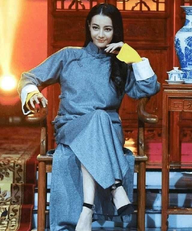 有一种高跟鞋叫胖迪儿的高跟鞋，网友：很少明星驾驭得了！