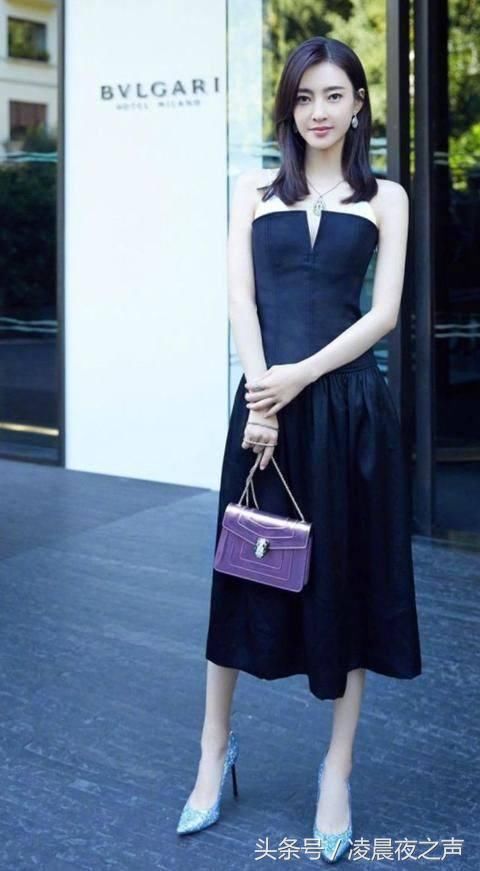 王丽坤穿短裤秀长腿，但只想说这腿型“全网最难看”没有之一