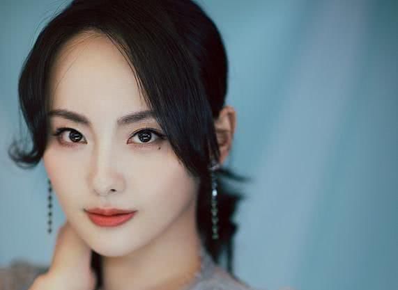  「少女」拥有这些“特征”，属于“少女脸”，不显老！你占几个？