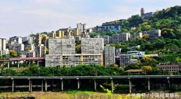 重庆又在施工一条千亿高铁，818km连接万州，提升沿线客流运输