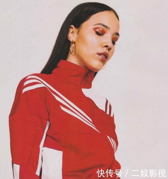  显胖■运动衣永远都不会过时，唯一缺点就是显胖，学以下四点穿搭巨时髦