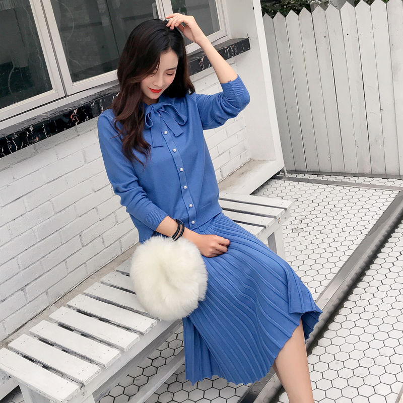 别穿秋开衫了，这12款套装要火!35岁的姐姐看中5款，美爆了