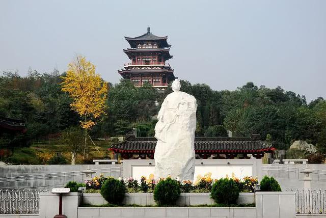  [gdp]四川唯一的三线城市，号称是中国科技城，GDP还没成都的零