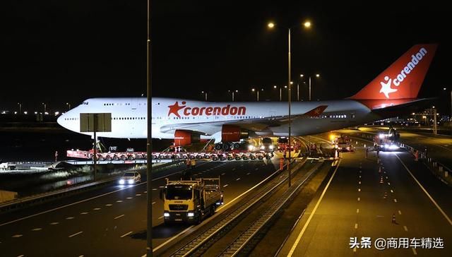 如何将波音747安全的送到酒店？看看Mammoet 1060马力SPMT的威力