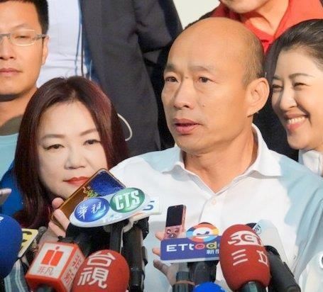  民调■与蔡英文的民调差距只剩3%？韩国瑜：得民心才能得天下