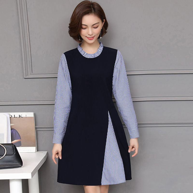 美得扎心!40岁嫂子穿新款秋装,显瘦有女人味,美得我心生嫉妒