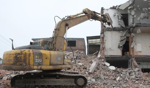 有人专门到农村收老屋旧梁，一根几百元，用来干啥答案来了