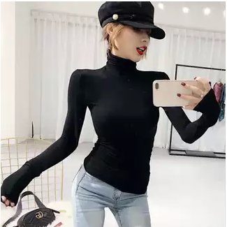 现在的女人越穿越紧，看下面这女人穿的，简直让人一眼难忘