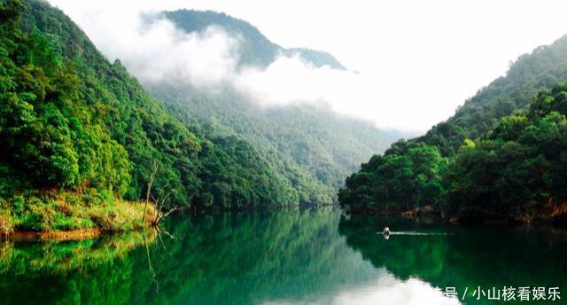 江西省面积最大、人口和下辖县市最多的地级市