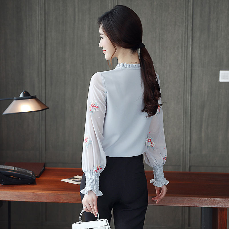 九月新出的“秋衫”，简直太洋气了，时髦又透气，美爆了