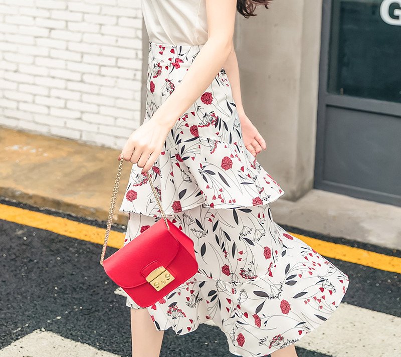 难怪媳妇把套装都扔垃圾桶，原来是显S型的优雅裙，太显身材了