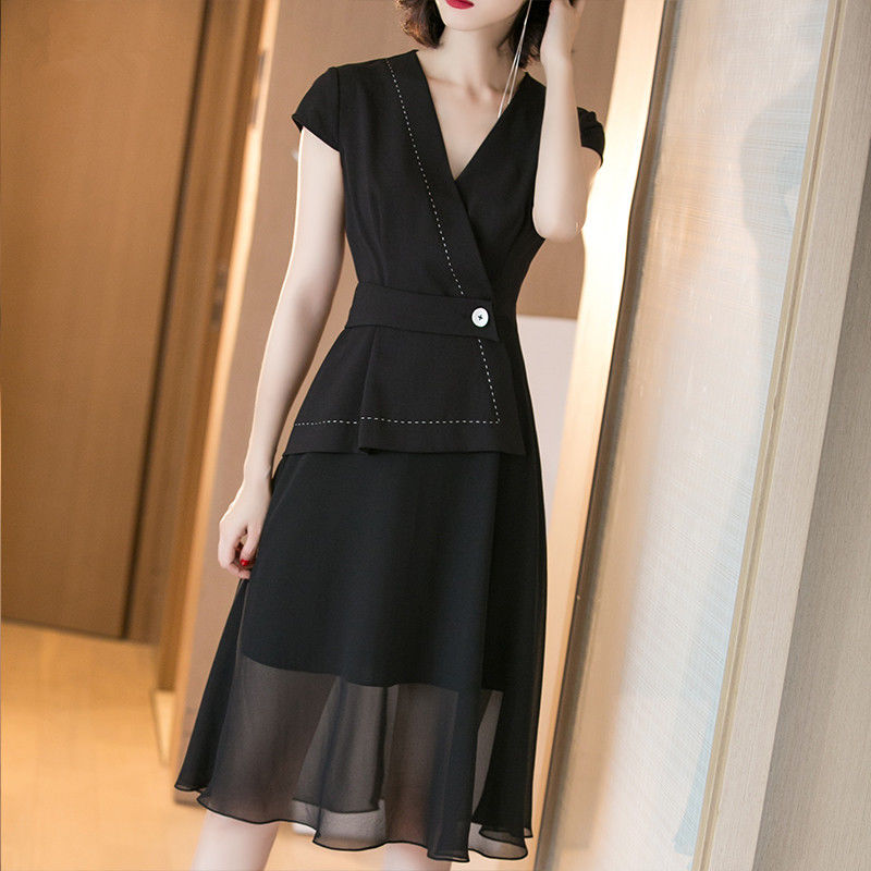 哇!45岁的老婆穿这“富贵裙”，婀娜多姿，美得让人着迷