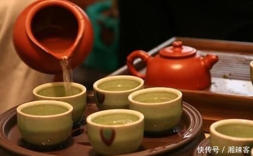  【美国人】美国人非常不解：这么好的东西，价格又贵，中国人为