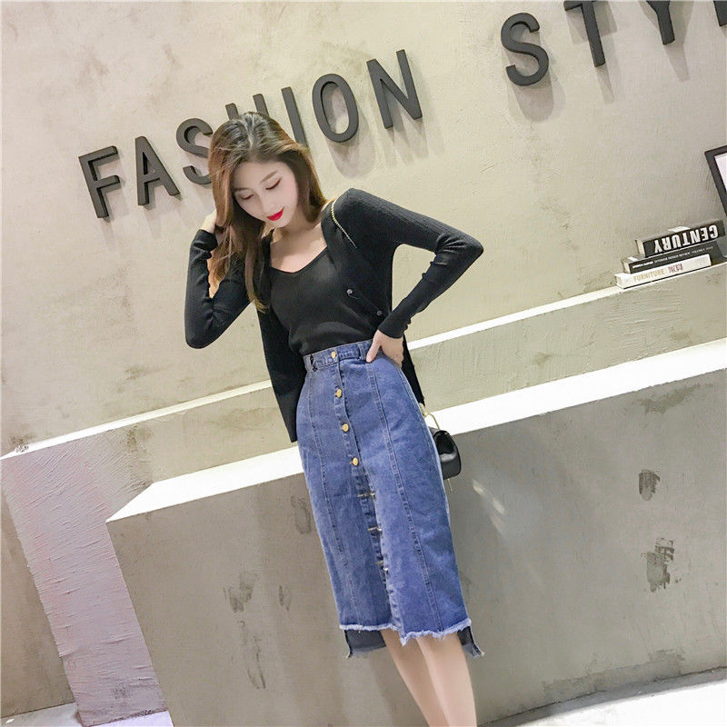 显气质的一款连衣裙，赚足回头率，充满了时尚优雅的美感