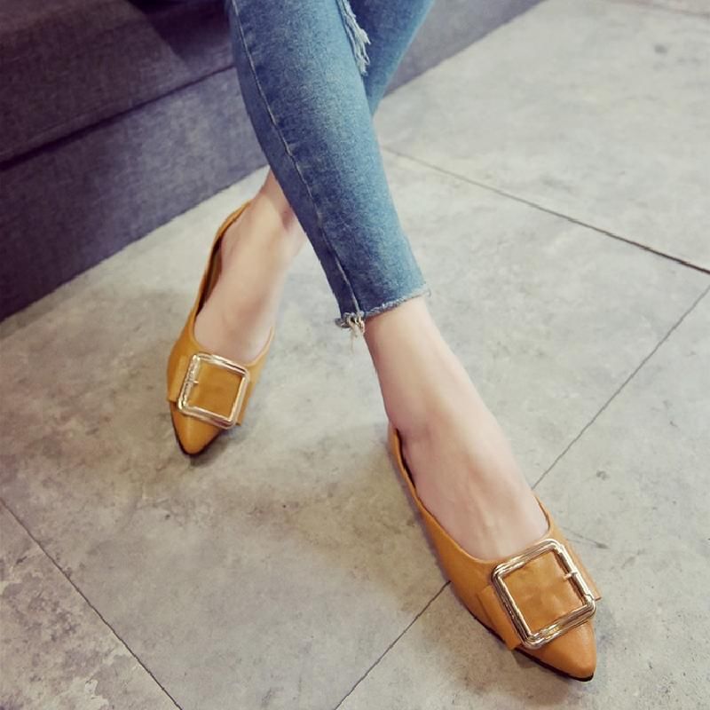 不得了，今年入秋流行穿“瓢鞋”，精致百搭，让你的玉足更迷人