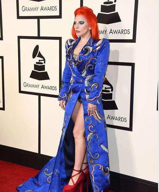 这些鞋子太奇葩！那些年，Lady Gaga穿的高跟鞋雷到过你吗？