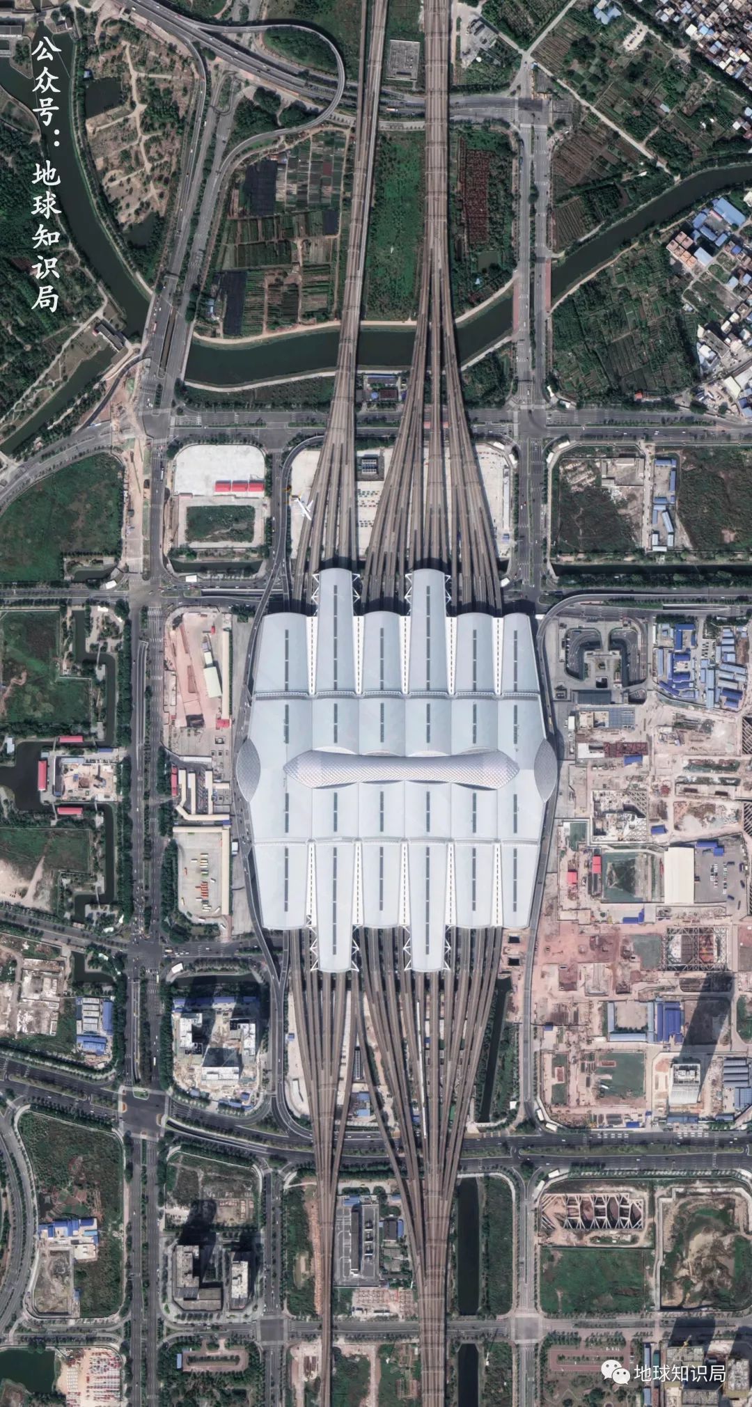 中国这些火车站为什么永远这么挤？