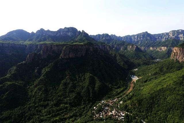 河南这个景区作死，被潘长江带火，村民赚得盆满钵满，如今没人去