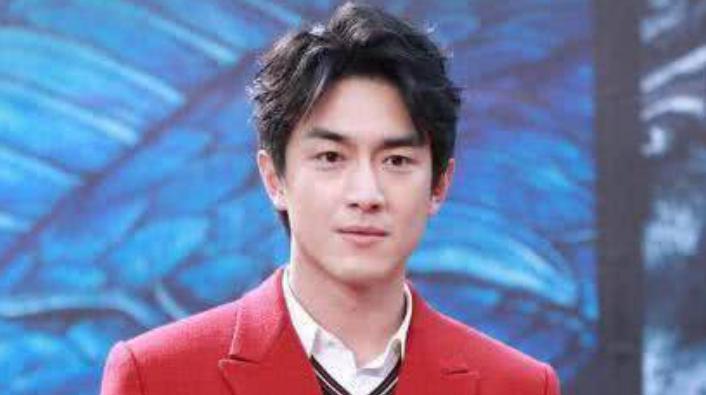 医院私自透露病人消息，遭到起诉，公开向林更新道歉