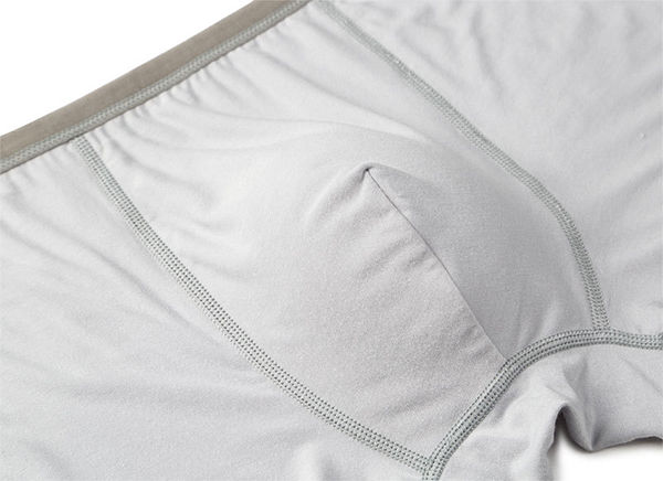 新发现一种男人裤，叫“冰丝裤”，比三角裤还舒适贴身，穿着过瘾