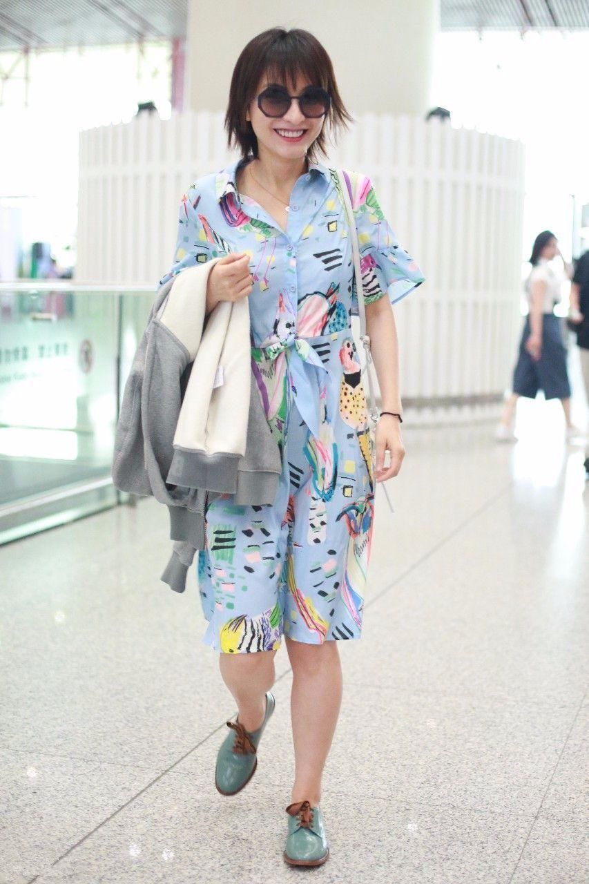 吴昕的单品都不错，但搭一起就是时尚灾难，网友:造型师可以开了