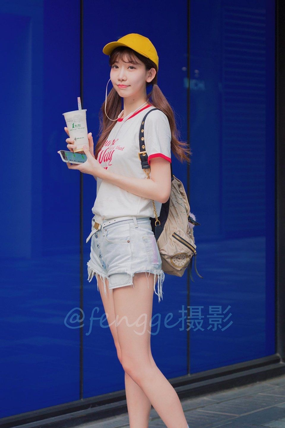 街拍：当街拍遇到网红之最美Showgirl 陈潇睡不醒