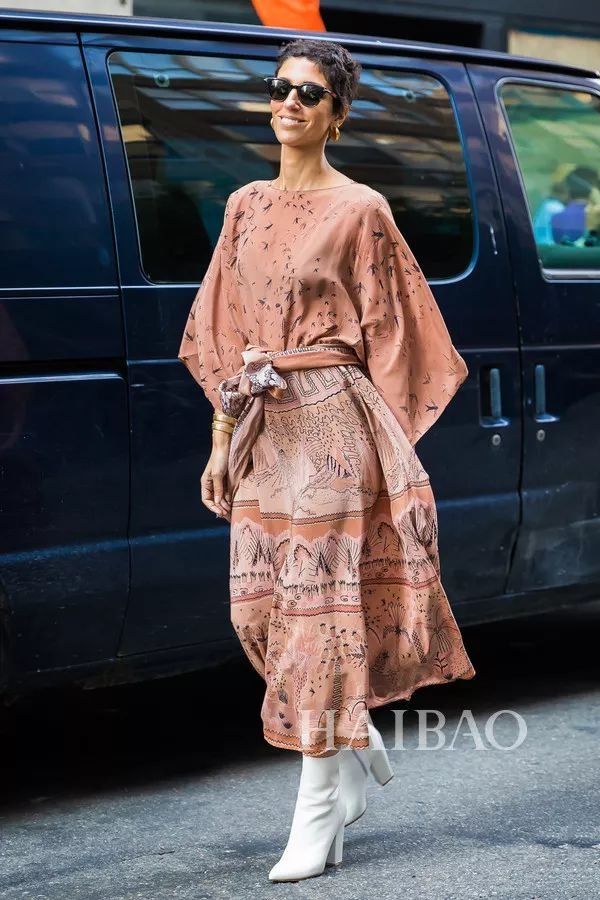 支招| 想要遮住梨形身材?这样穿，不“瘦”十斤算我输!