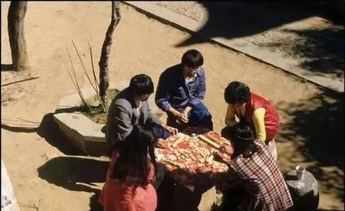 [镜头]镜头下：1986年的中国老照片，展现了老百姓真实的生活！