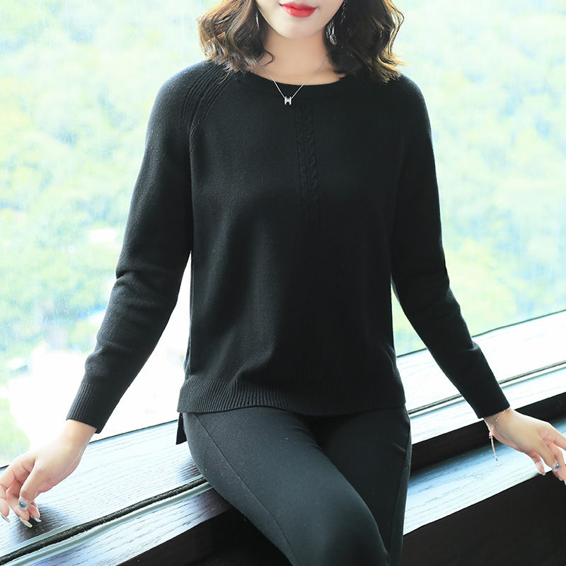 优质套头针织衫，秋天可以单穿，冬天还可以做内搭，非常实用哦