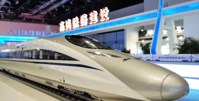  技术上：中国高铁每年赔本万亿元仍运行着！印度人真想不通：还不早点停掉！