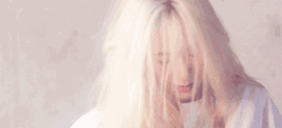 她们都被发型给坑了，有你吗?