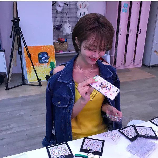 羡慕 | 高俊熙又换新短发?而她的私服穿搭才是真时髦!