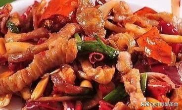  『家自己做』餐馆吃饭时，聪明人都不点“这两道”菜，服务员自己都不吃