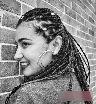 玩转脏辫造型，十分醒目又有独特魅力款式发型！