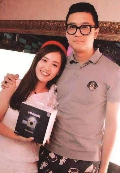 马蓉首次出面接受媒体采访，解释她与宋喆关系，可惜张张照片扎心