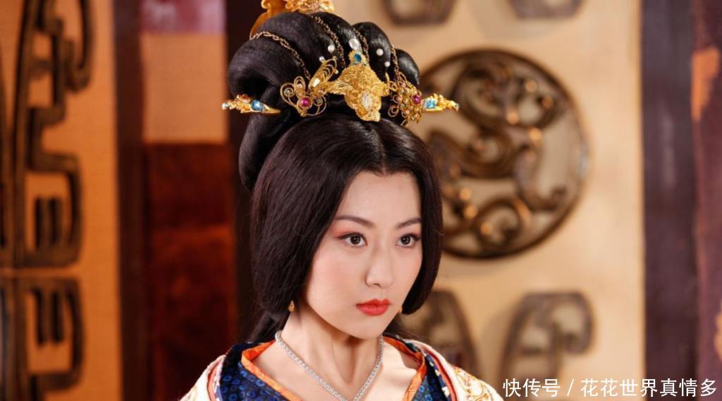 『培养』此女堪称女诸葛,先后培养两代帝王,皇帝到死都为她空着后位