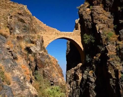 世界上可怕的三座桥,有一个叫做“魔鬼桥”,你敢走一走吗?