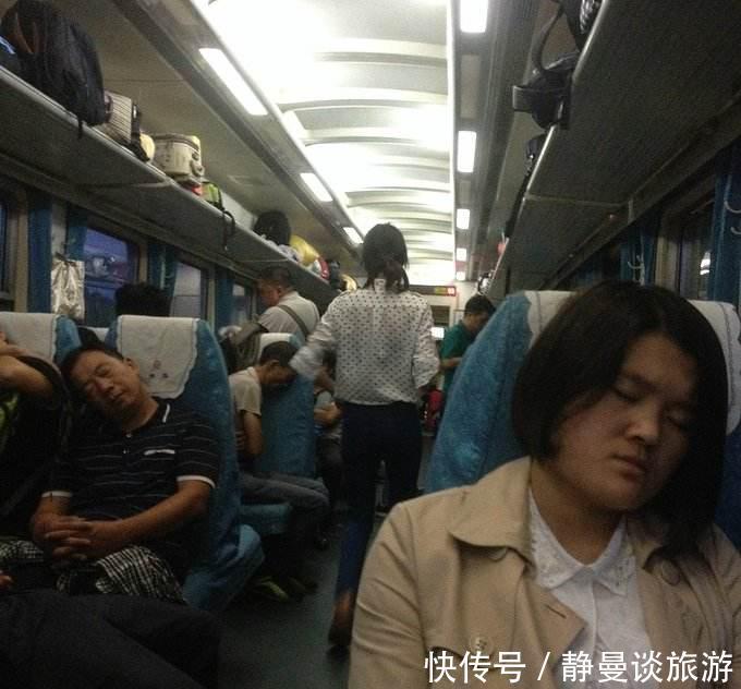 中国姑娘乘坐越南火车，刚进入车厢，惊呼：这难道不是高铁吗？