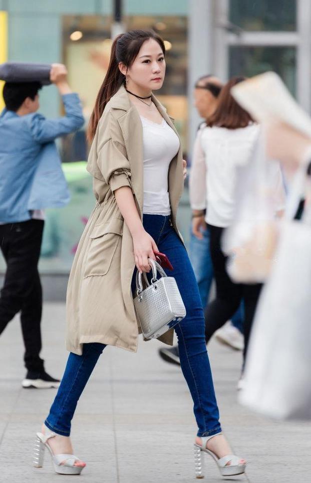 巧穿搭人人都能穿出大气场