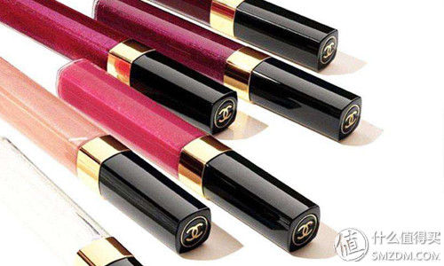 因为朋友圈，我花了300块钱买了只能用一次的口红