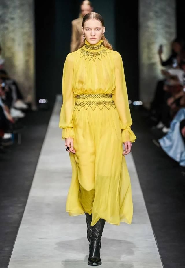  色彩：时装展最靓话题：这8大颜色夫人夫人太炫了，美哭！！