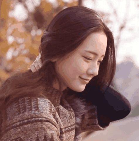 脸上有这3个特点的女生，属于天生“带妆脸”！不化妆也颜值高！