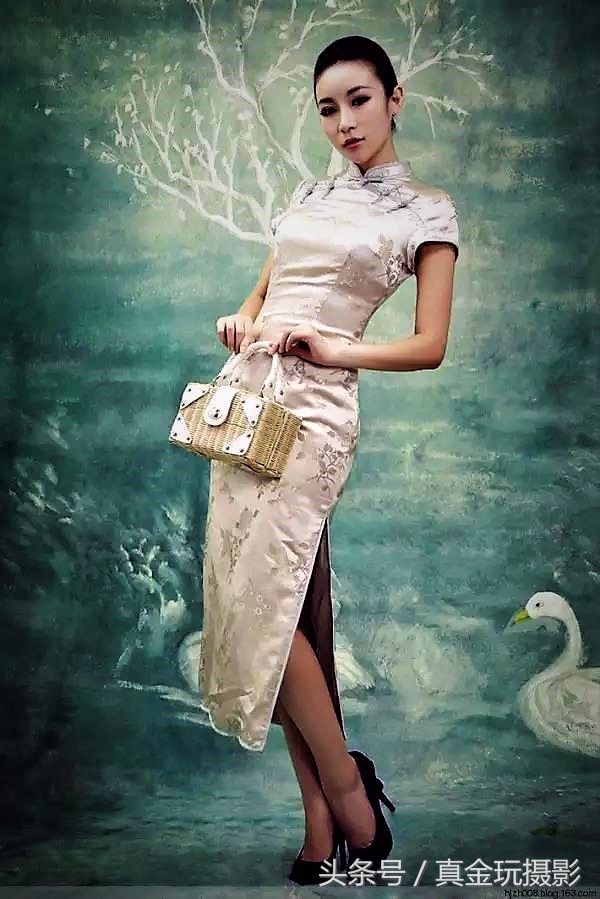 旗袍女人多妩媚请欣赏