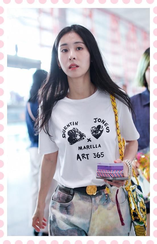 宋茜是168，张碧晨也是168，二人同穿长牛仔裤，差距竟如此尴尬？