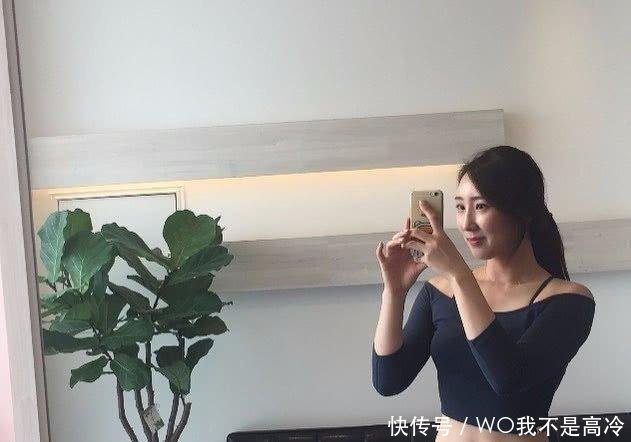 穿打底裤靓丽，让这个秋天跟唯美！