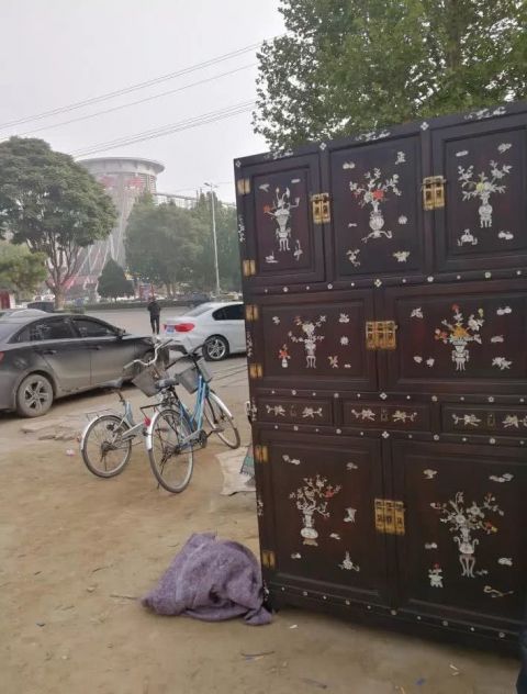  遵化■逛遵化古玩市场，发现宝贝