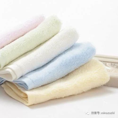 夏日的露肌小性感别让肌肤问题破坏：鸡皮、后背长痘、皮肤太黑…