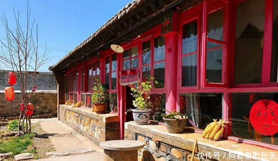 农村父母去世后，老家的房子是卖掉好还是留着好？看完总算明白了