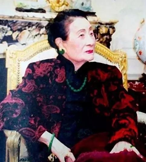 宋美龄的宝盒藏了天价宝贝！她最爱的却不是4000万的翡翠镯子